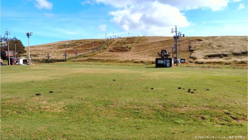 霧ヶ峰スキー場の秋の風景